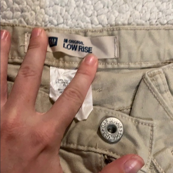 Gap Original Low Rise Capris - Picture 2 of 3